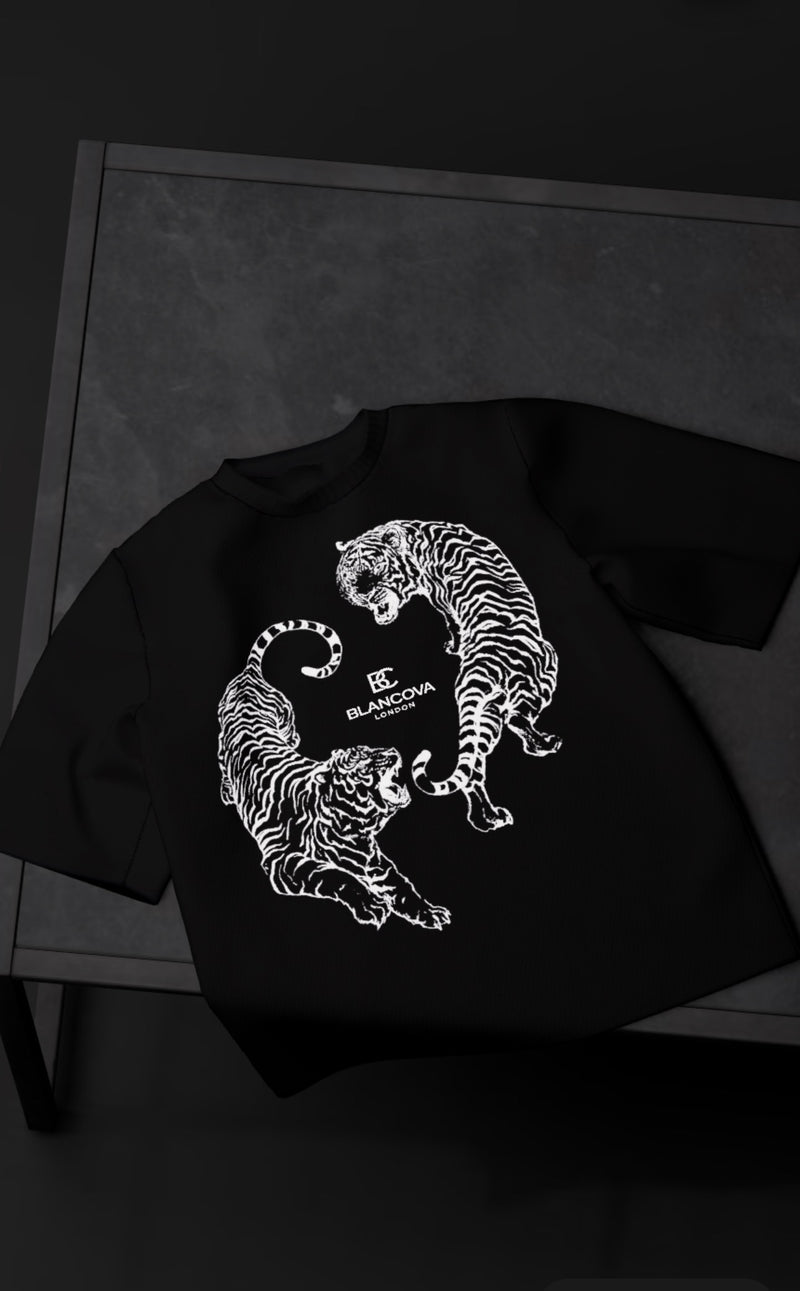 BLANCOVA “Eclipse” Oversized T-Shirt